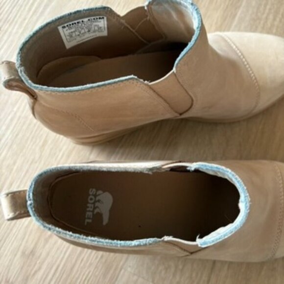 ** Sorel Evie wedge pull on leather suede Chelsea boots size 10 - Picture 8 of 8